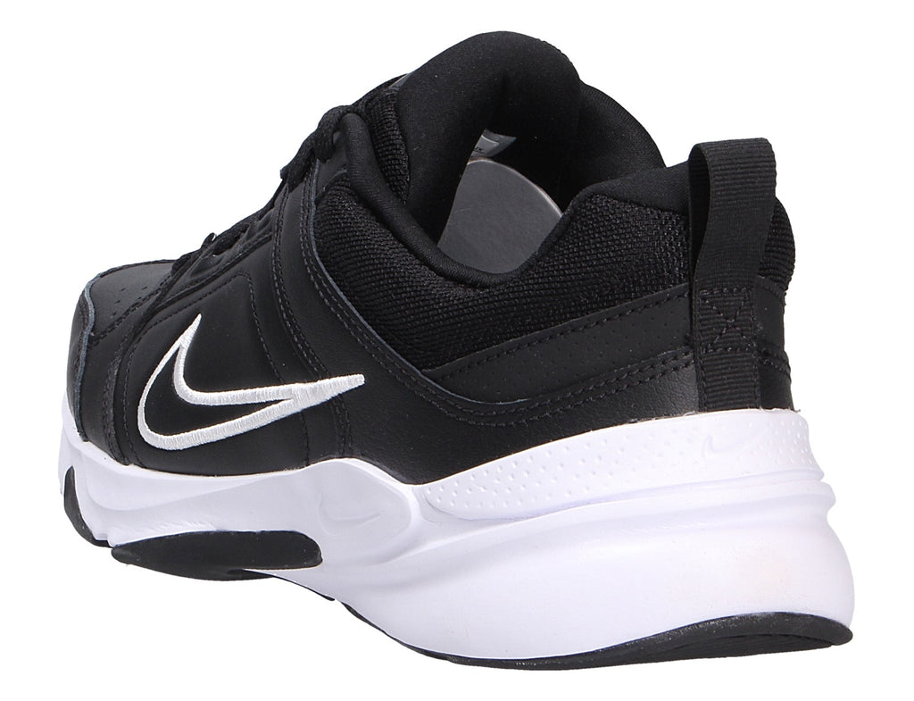 Nike Herren Sneaker Defy All Day
