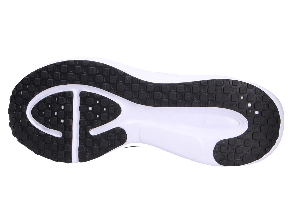Nike Herren Sneaker Revolution 8