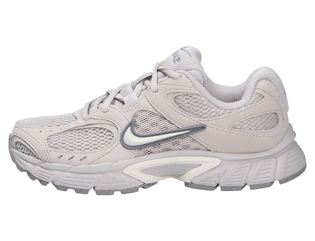 Nike Damen Sneaker V5 RNR